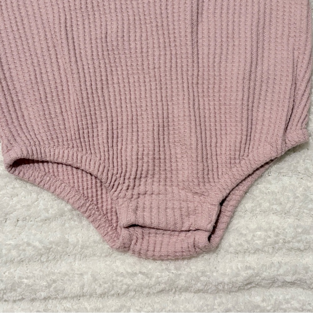 Old Navy Long Sleeve Romper for Baby - Picture 3 of 3